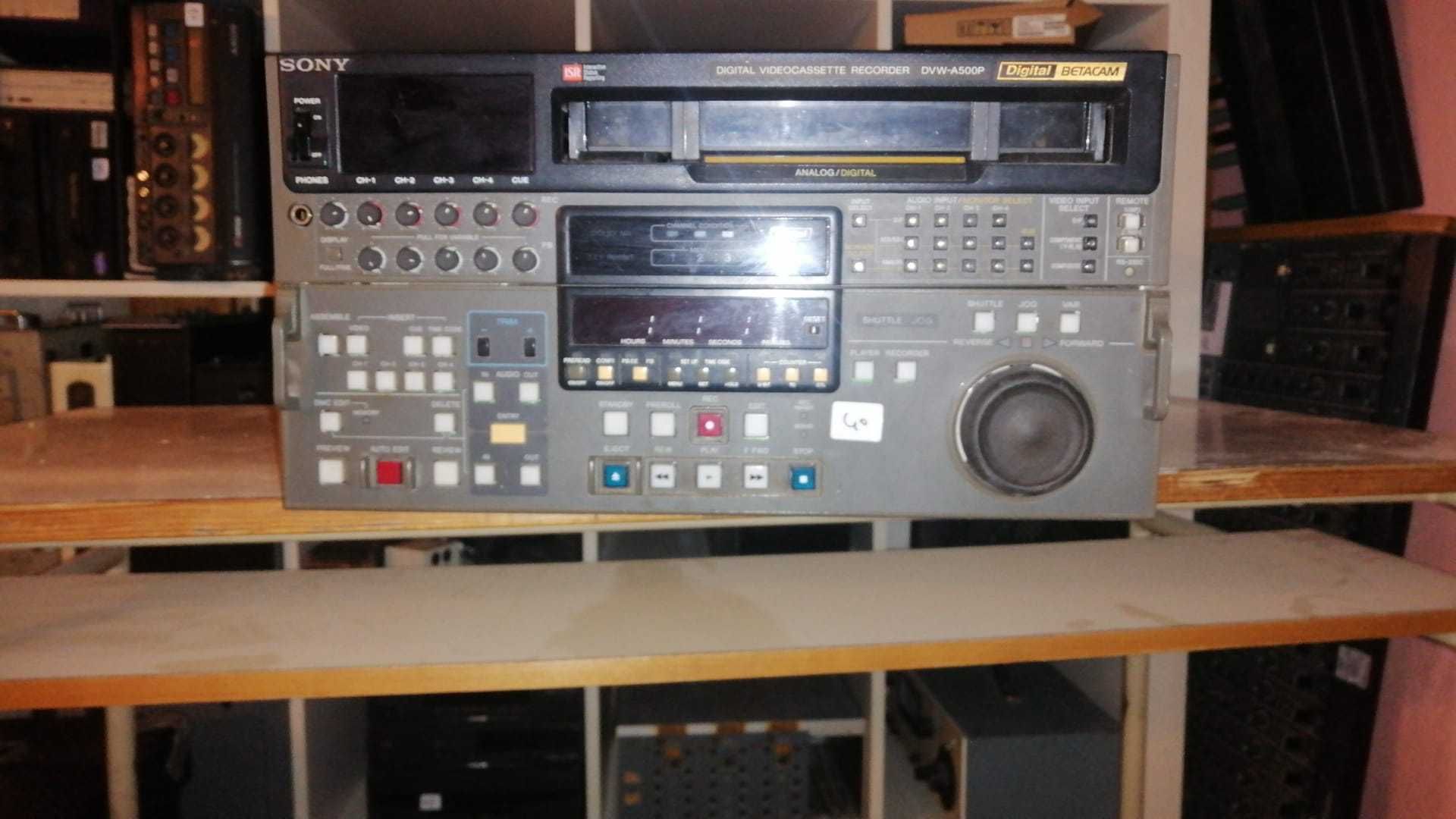 Sony digital Betacam digital videocassette recorder DVW-A500 P