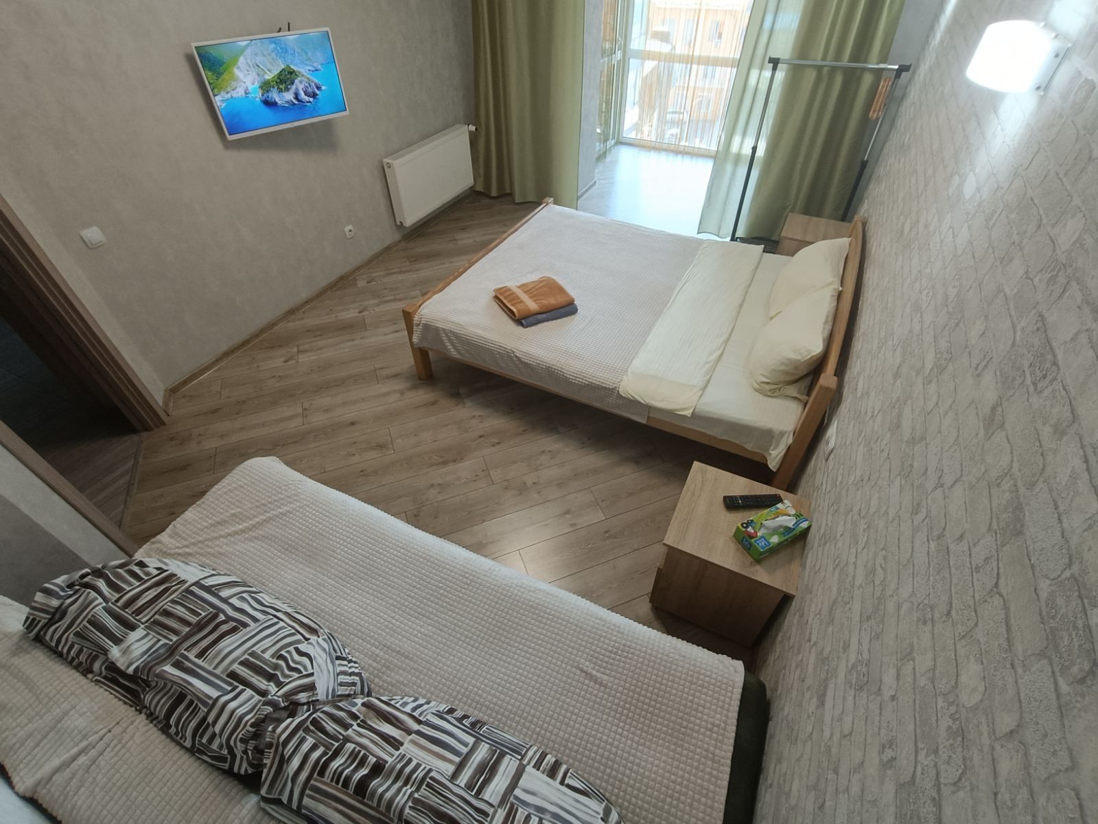 ЖК Яровиця, смарт тв, паркінг, погодинно від 500, доба від