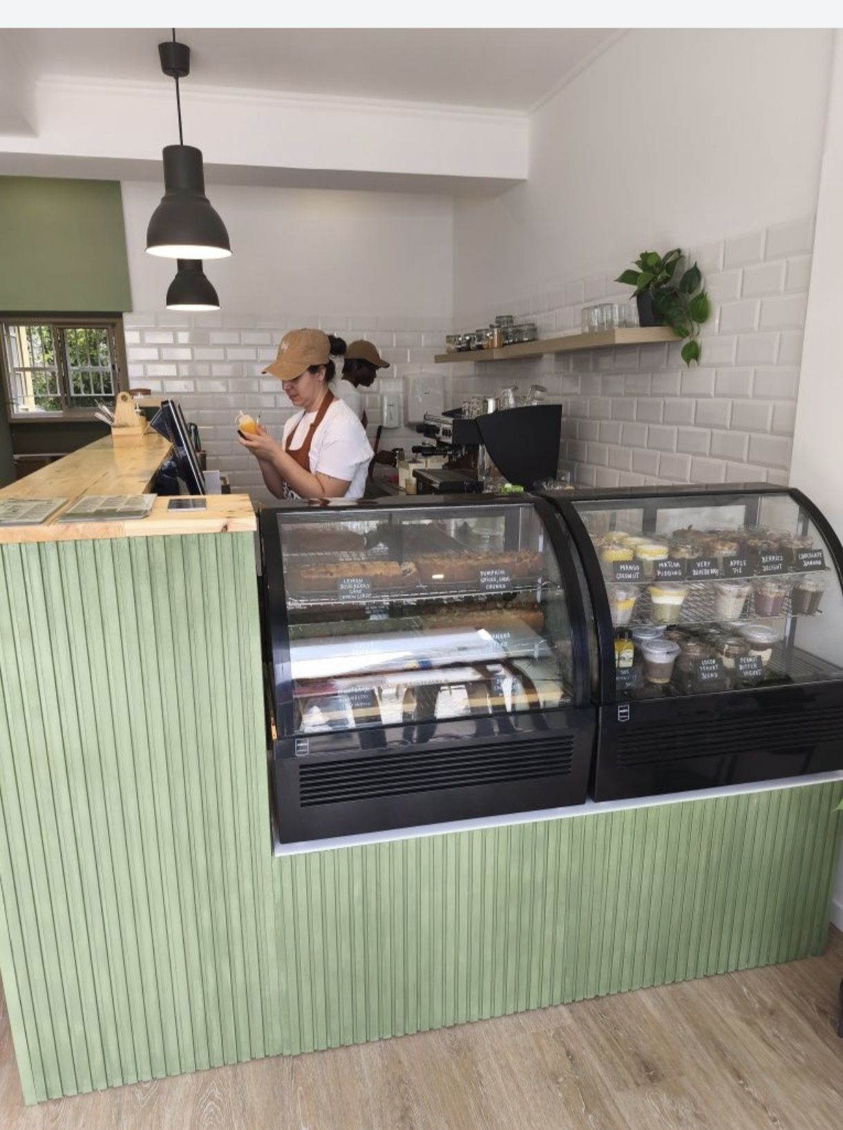 Trespasse Café em Alvalade excelente localização