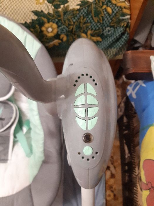 Крісло-гойдалка, шезлонг, качалка Caretero Loop,  для двійні, двійнят