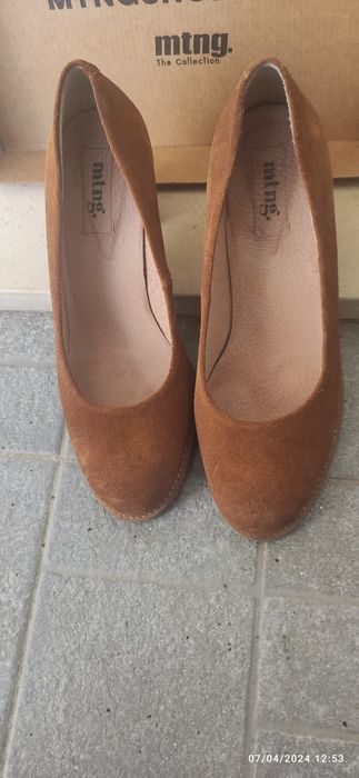 Sapato Mustang tamanho 37