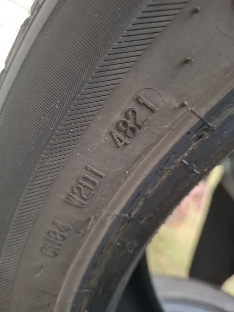 Opony Zimowe BARUM POLARIS 5 235/50 R19