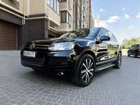 Официальный VW Touareg 4WD 3.0 TDI 2012 год