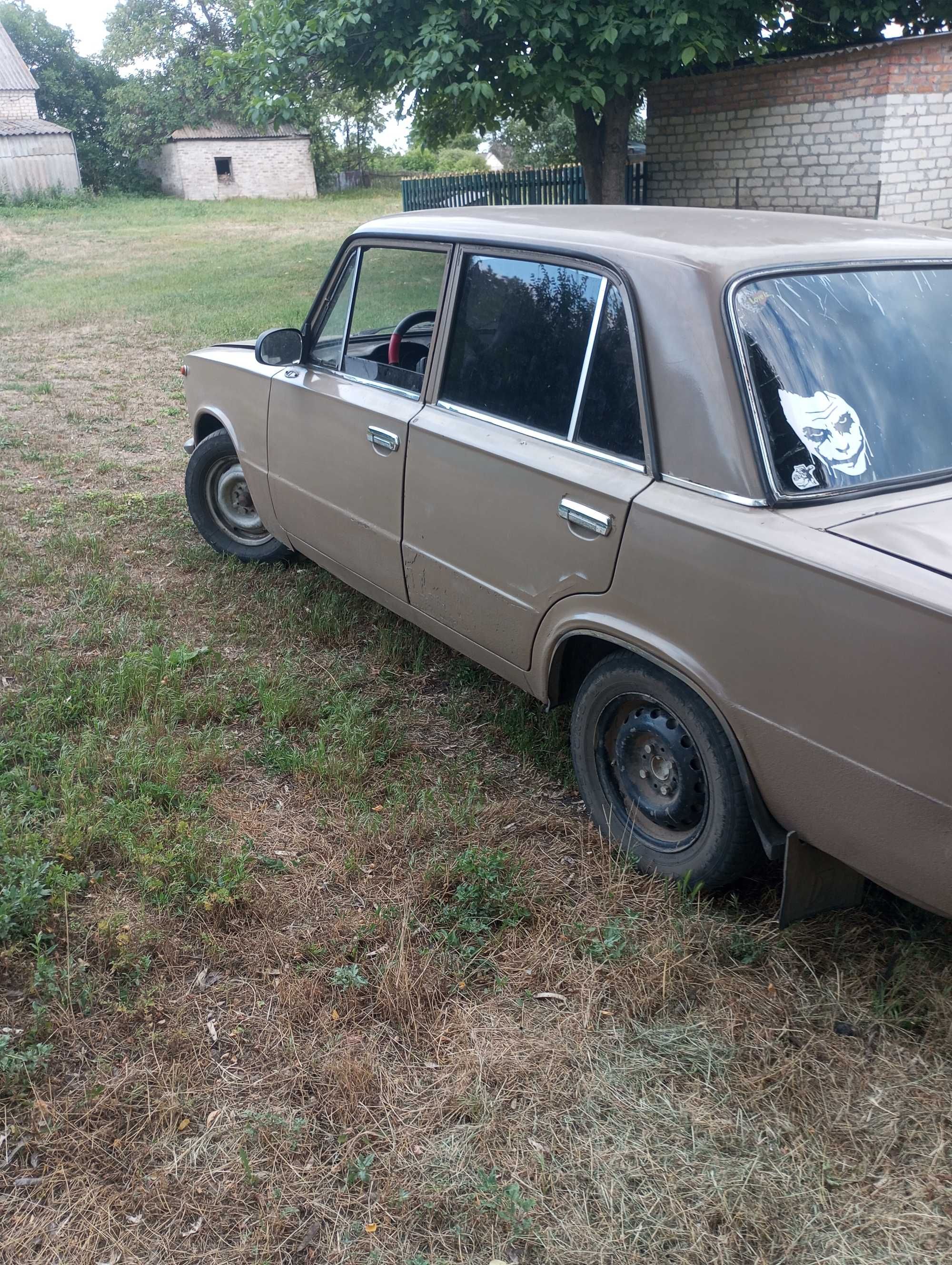 Легковий автомобіль