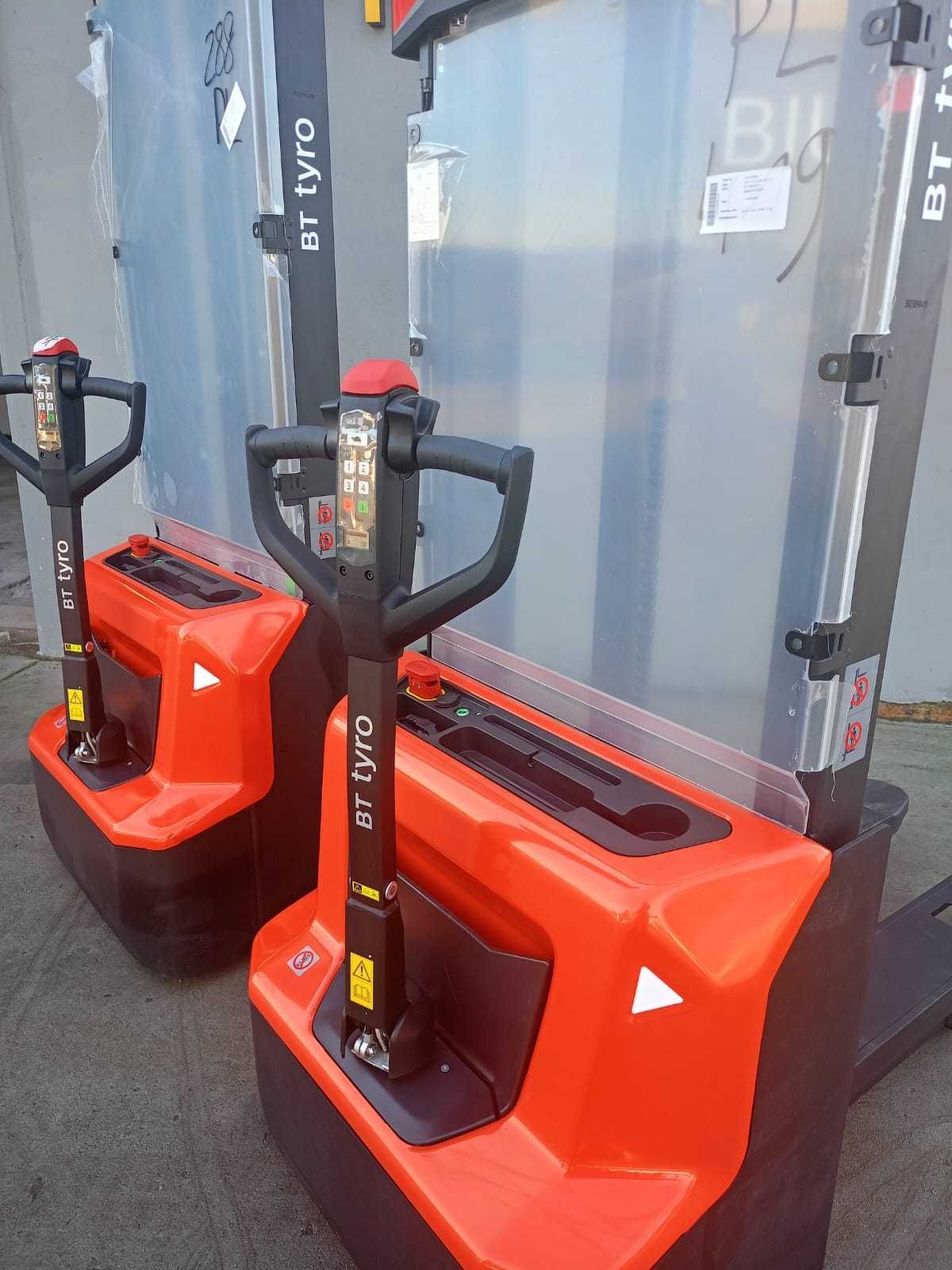 Wózek paletowy, stacker, paleciak z masztem, TOYOTA SHE 100, DUPLEX
