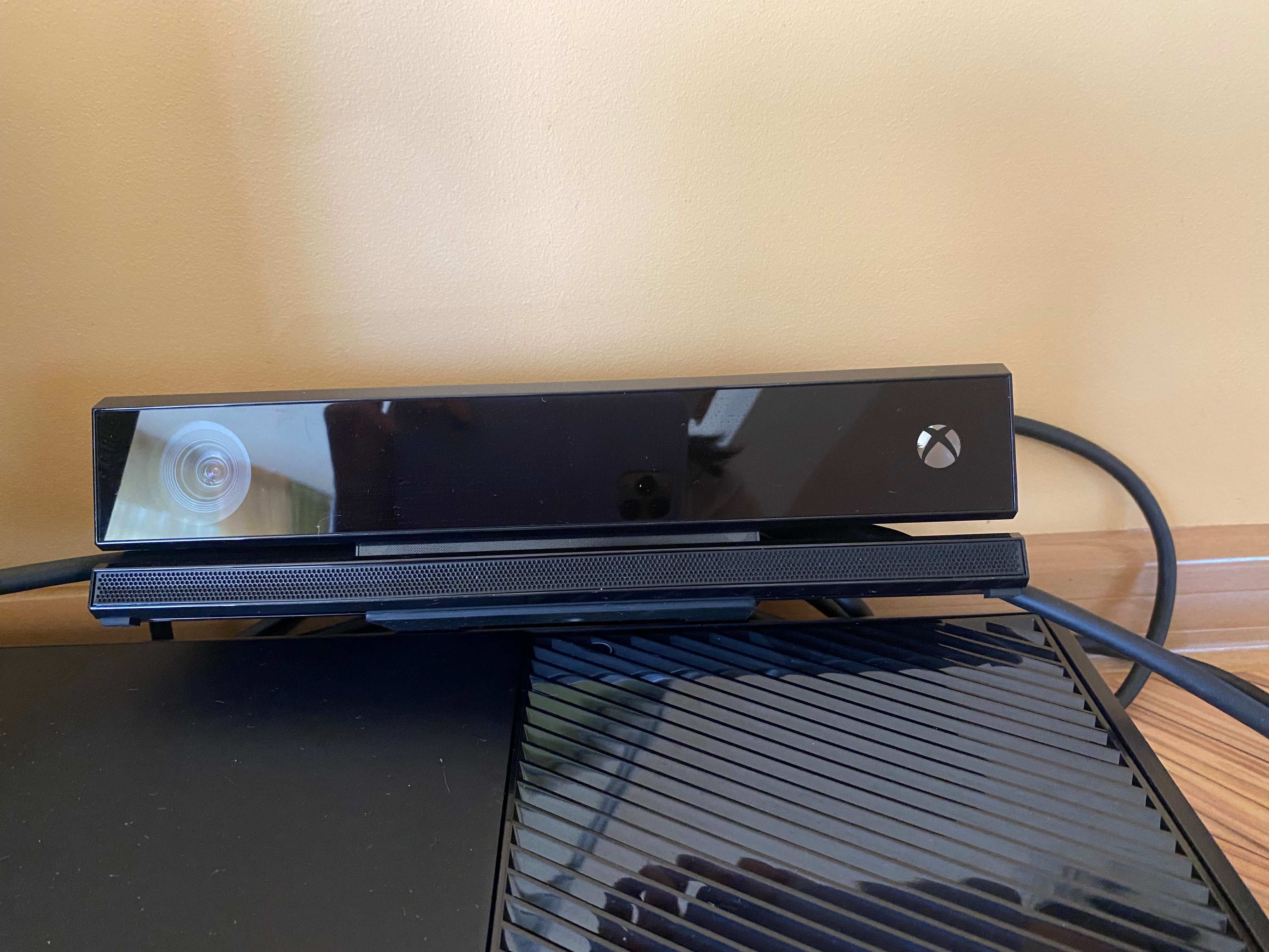 Xbox One 1Tb Elite Bundle
