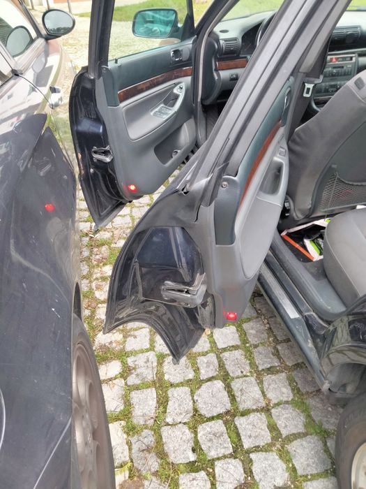 Vendo Audi A4 1.9 TDI