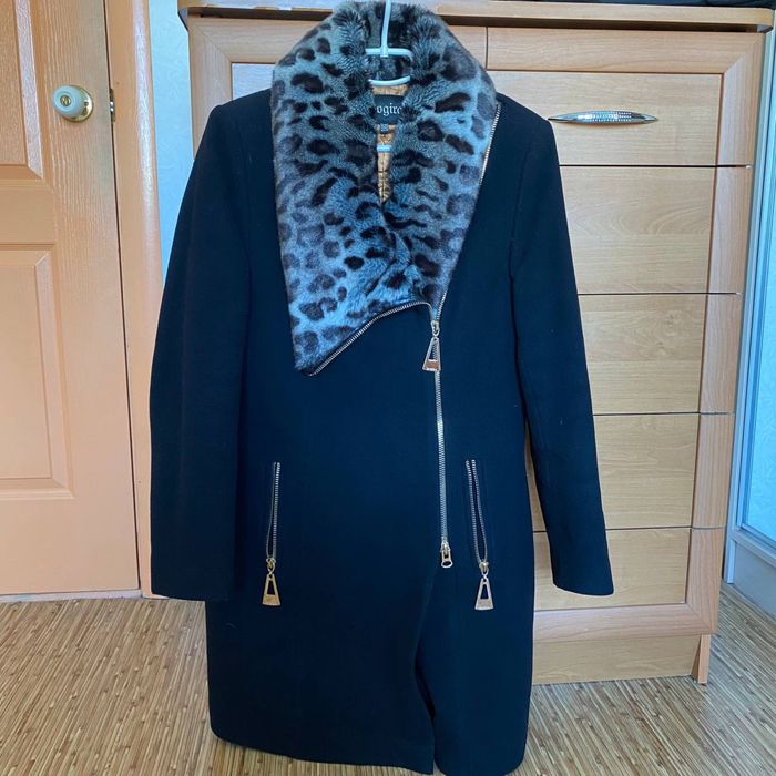 Пальто зимове чорне жіноче / Пальто зимнее черное женское 46-48 розмір