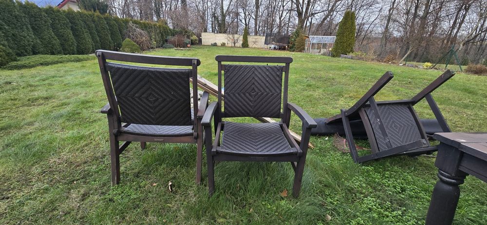 4 Krzesła ogrodowe drewniane