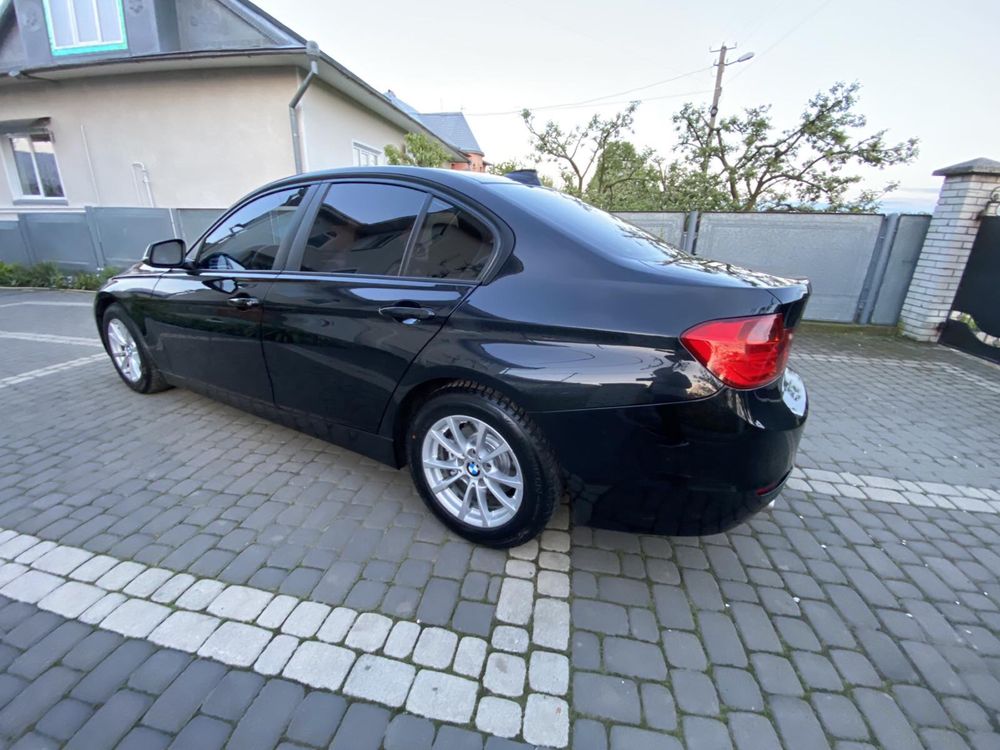 Продам BMW 3series 320 F30 дизель автомат