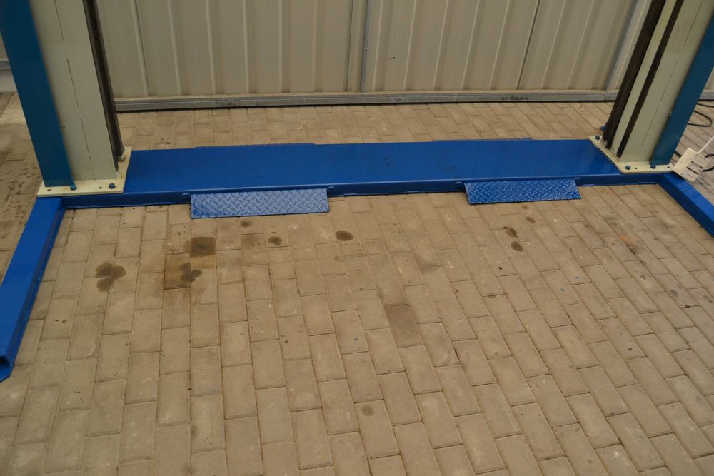 Podnośnik dwukolumnowy Ravaglioli KPN305 rama śrubowy podnosnik 2500kg