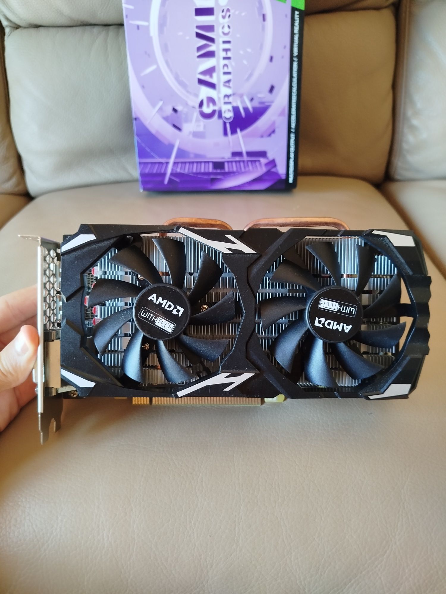 Placa Gráfica Vithtech AMD RX 580

8G GDDR5 DVI-1 HDMI-3 DP