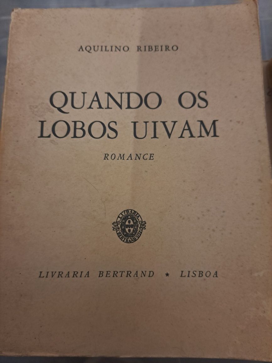 Livros vários valor negociável