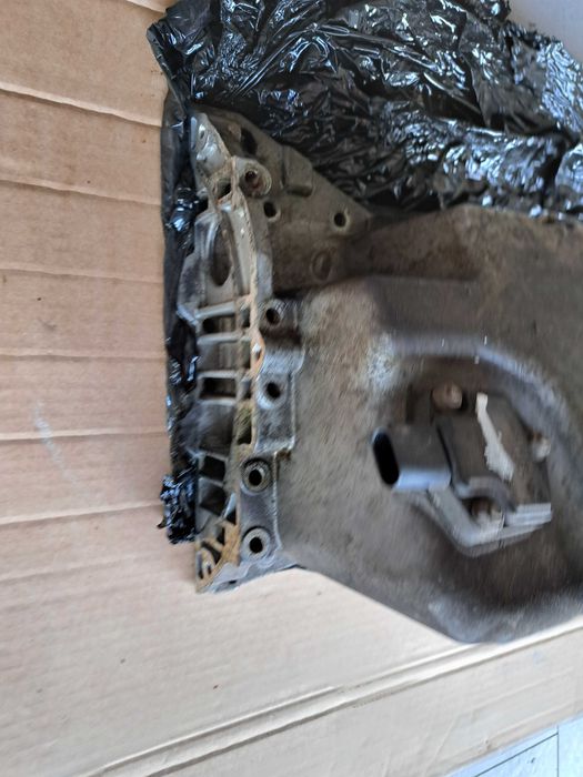 Miska oleju z czujnikiem BMW E90 325i N52B25A