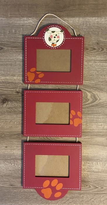 Moldura de parede cãozinho