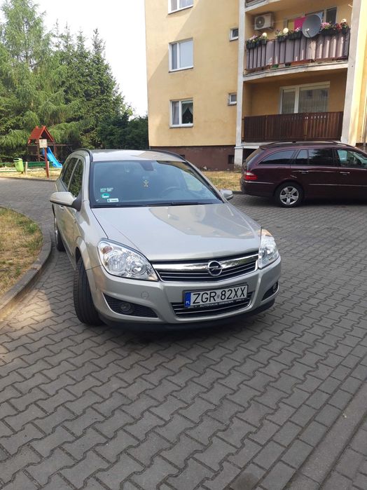 Opel ASTRA H 1.6