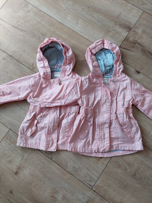 Kurteczki typu parka dla bliźniaczek