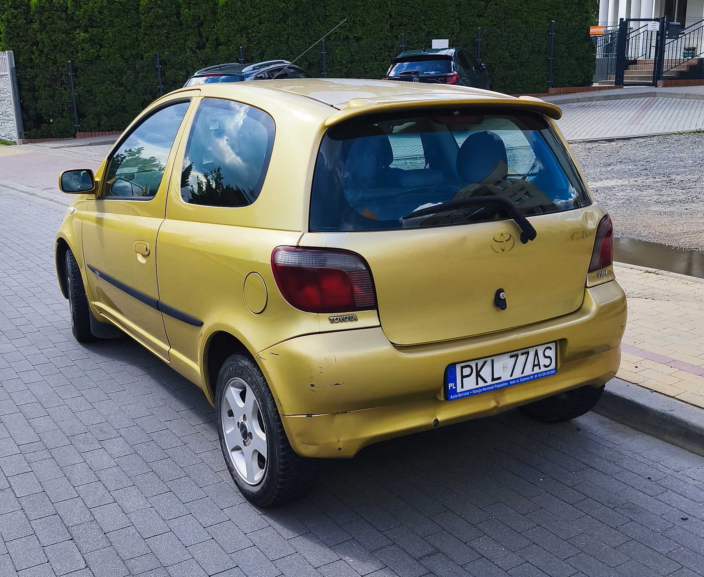 Toyta Yaris 1.0 2001 benzyna