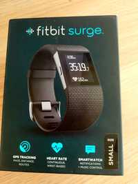 Fitbit surge фитнес трекер