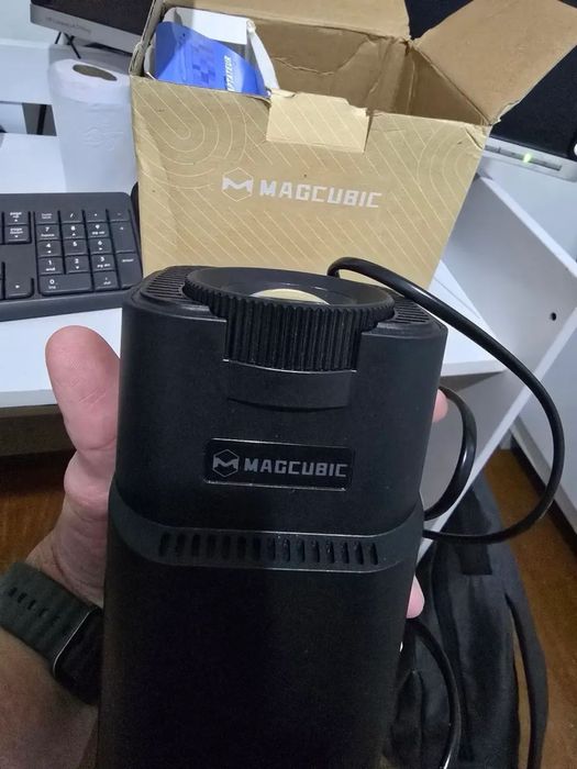 Projector portátil Magcubic HY320 Mini 2025