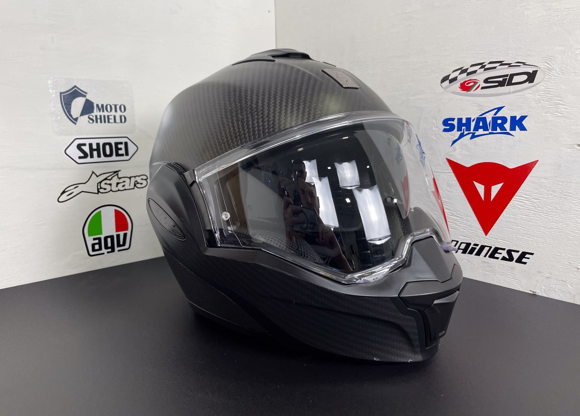 Шлем Scorpion,Agv,Shoei Exo-Tech Carbon