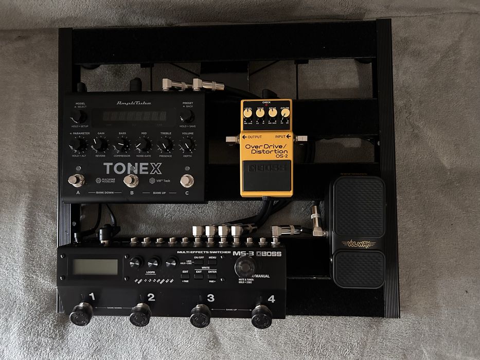 Pedalboard / Boss MS-3 Multi Effects / Tonex Pedal