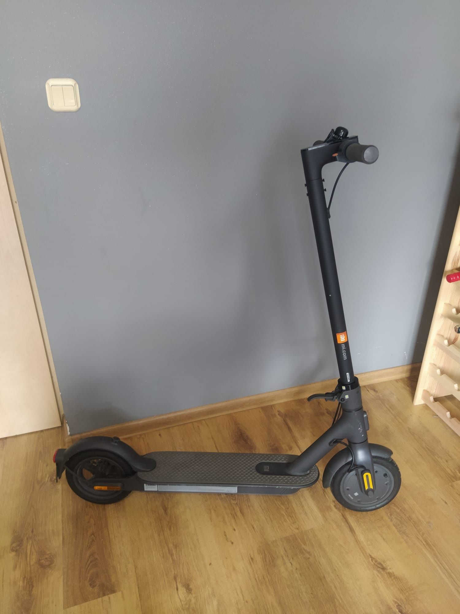 Hulajnoga Xiaomi Mi Scooter Essential