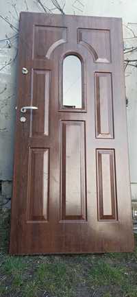 Drzwi zewnętrzne wejściowe  KMT 90 cm stalowe Lewe