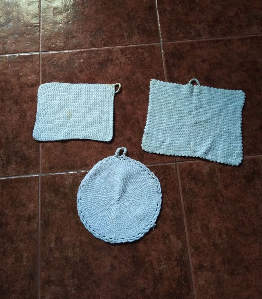 Pegas e bases para tachos