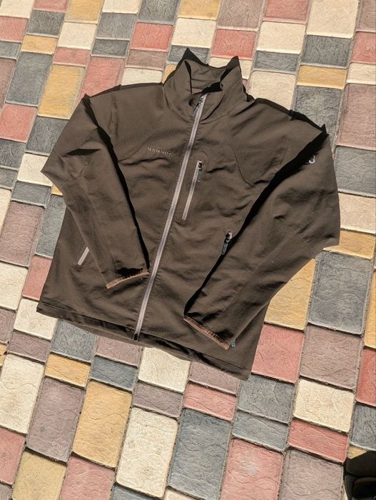 Продам куртку mamont на sot tech  стан 10/10 розмір L