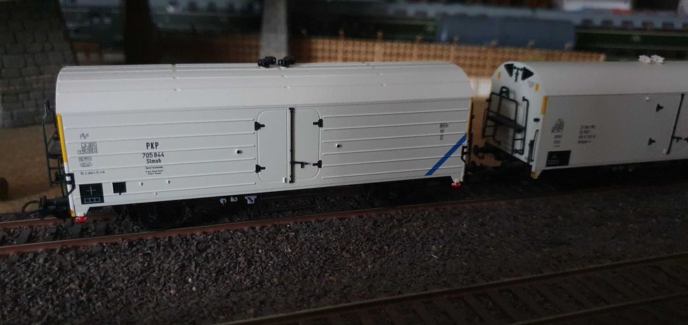 Zestaw 3 wagonów PKP chłodnia  H0 pasuje do Piko i Roco