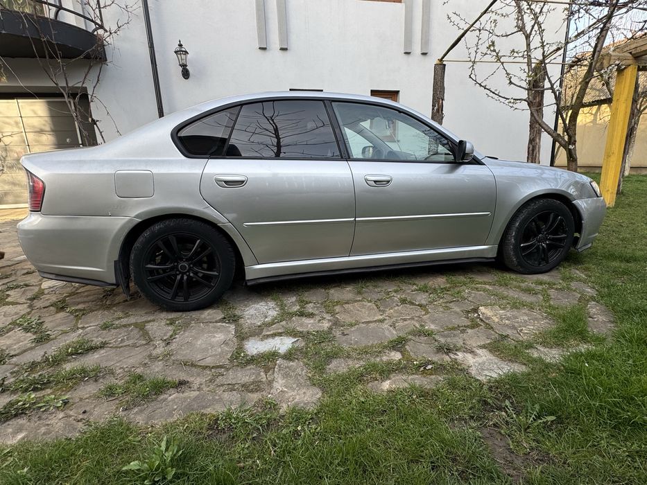 Subaru legacy 2.0 бензин автомат