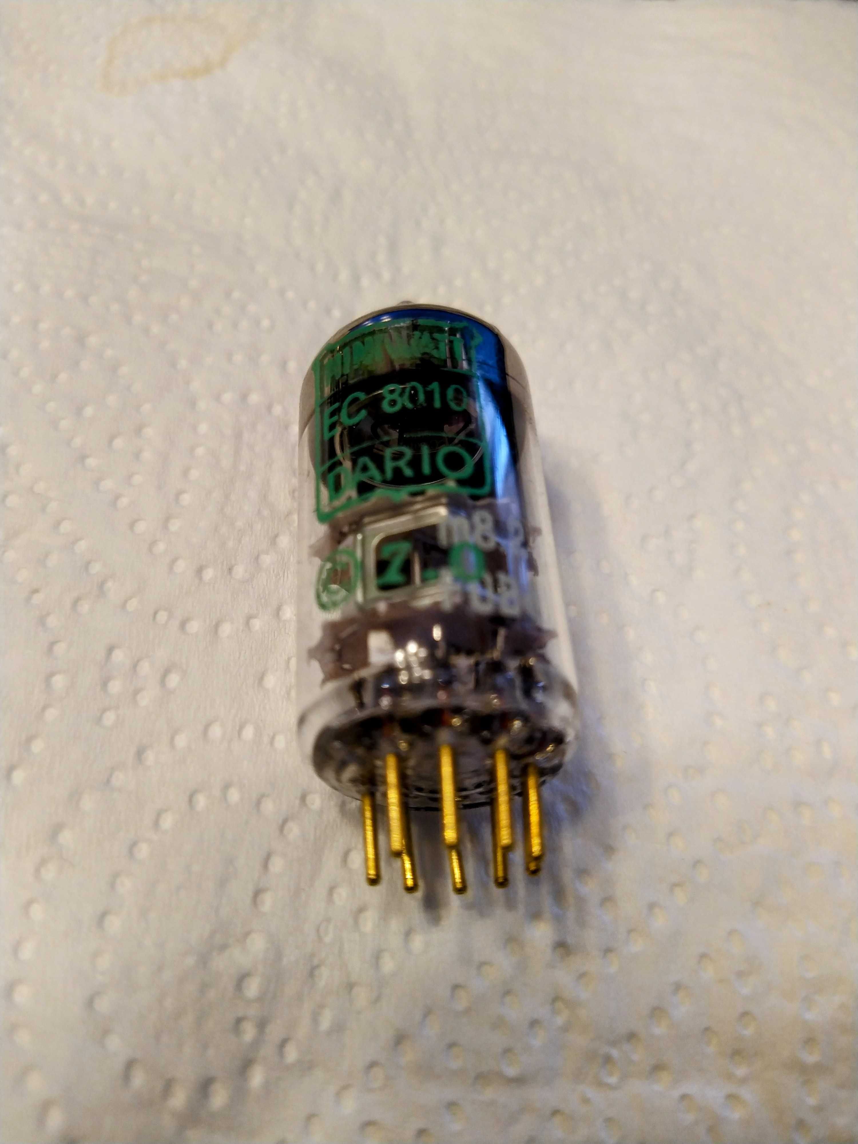 Válvula EC 8010  Miniwatt .