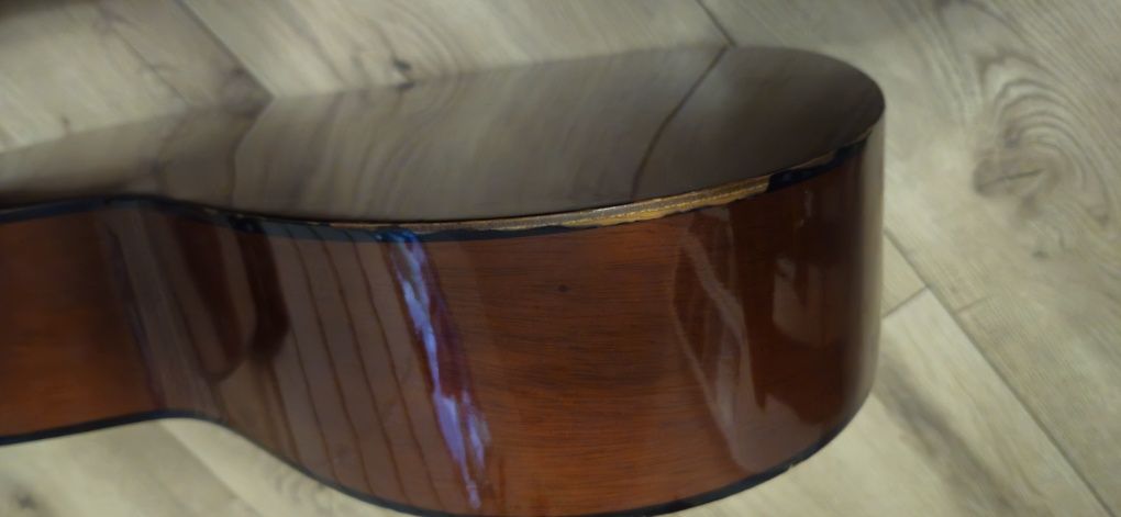 Gitara akustyczna 4/4