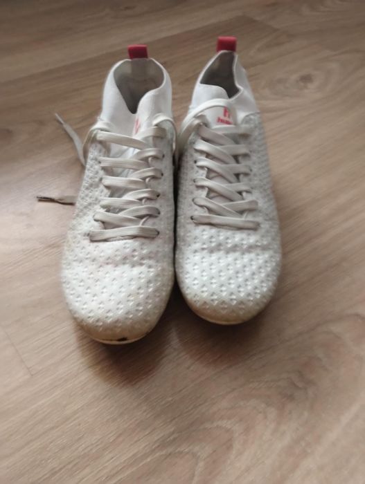 Sprzedam korki do gry w piłke