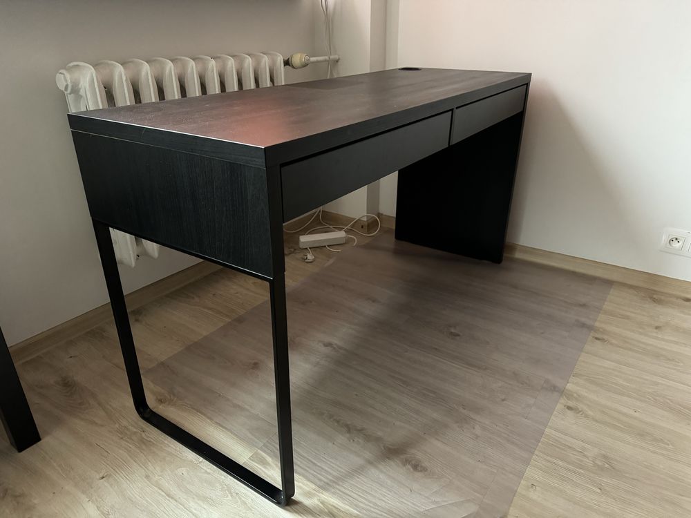 Biurko IKEA MICKE 142x50 – duże, funkcjonalne