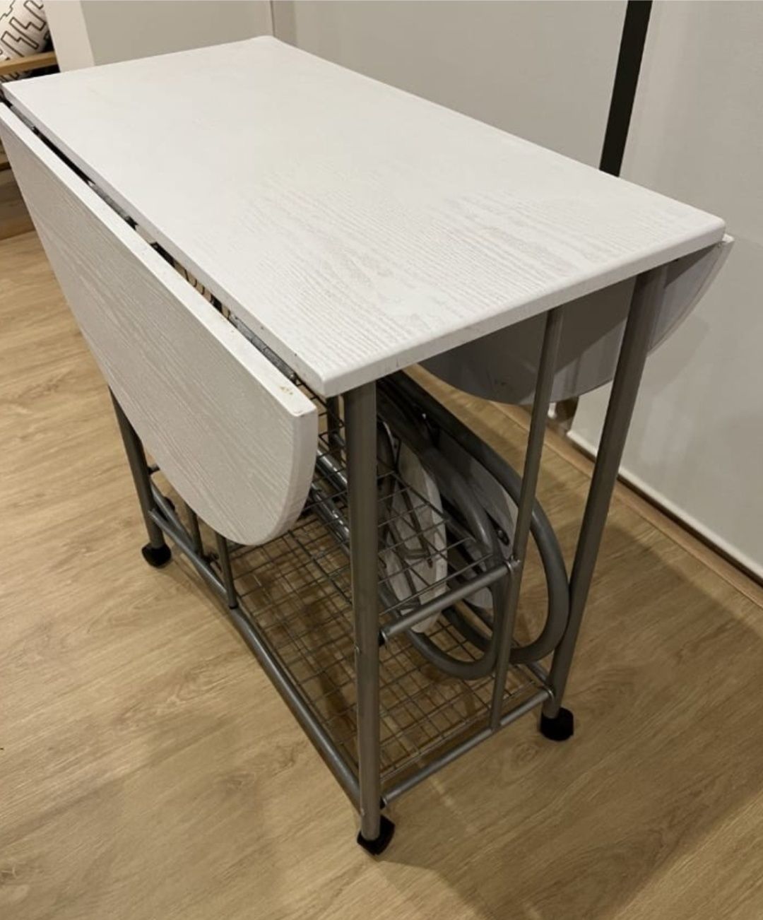 Mesa de cozinha 40€