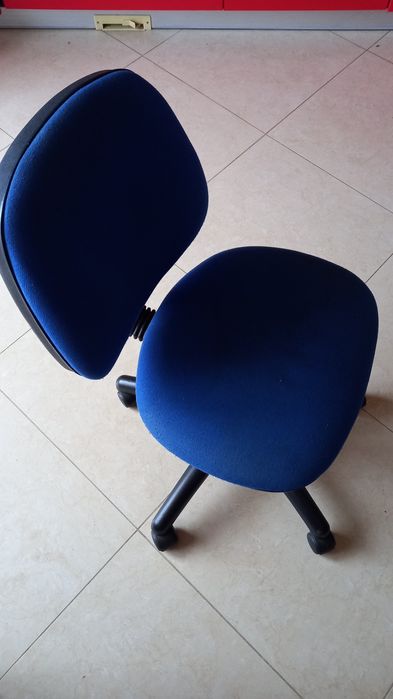 Krzesło fotel biurowy granatowy  dla dziecka