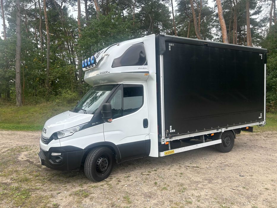 Bus plandeka 8EPAL Iveco Daily
