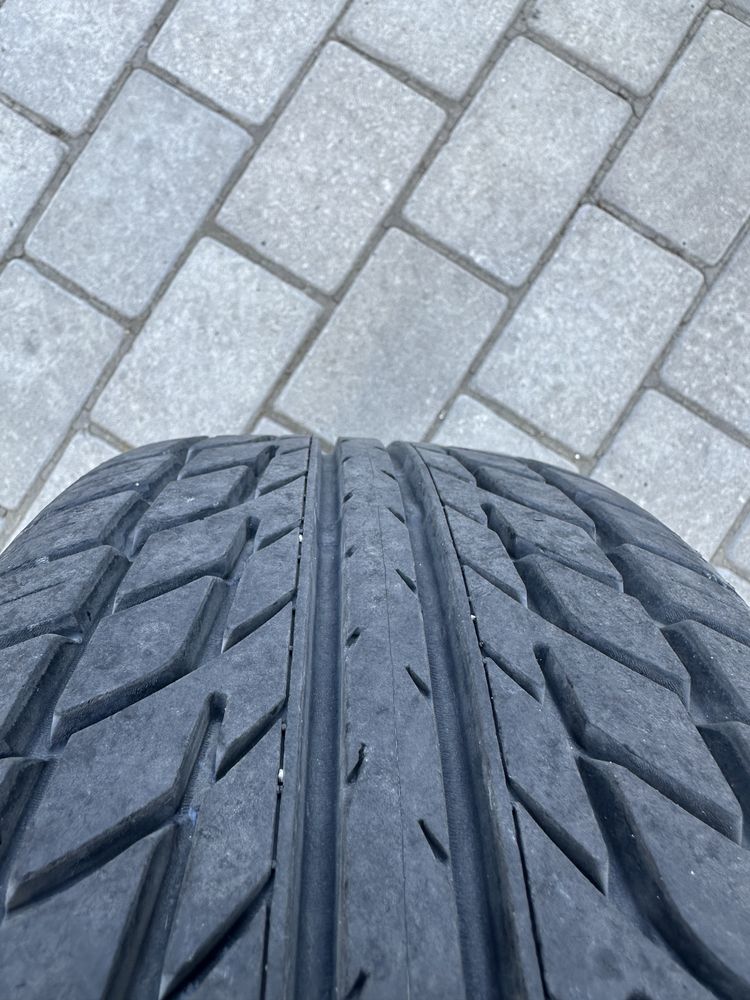 Резина лето 205/60/13 maxxis fulda