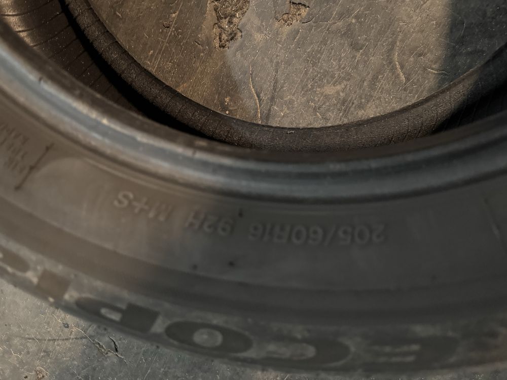 Шини Bridgestone Ecopia розміром 205/60R16 92H M+S