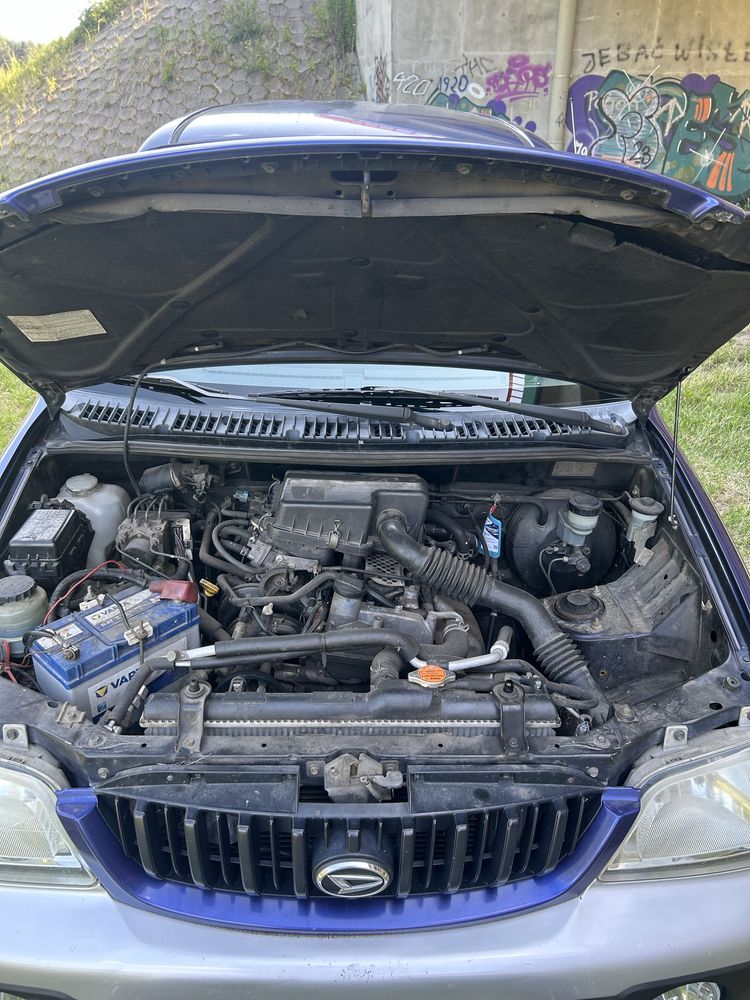 Daihatsu Terios  Klima , Napędy, Hak