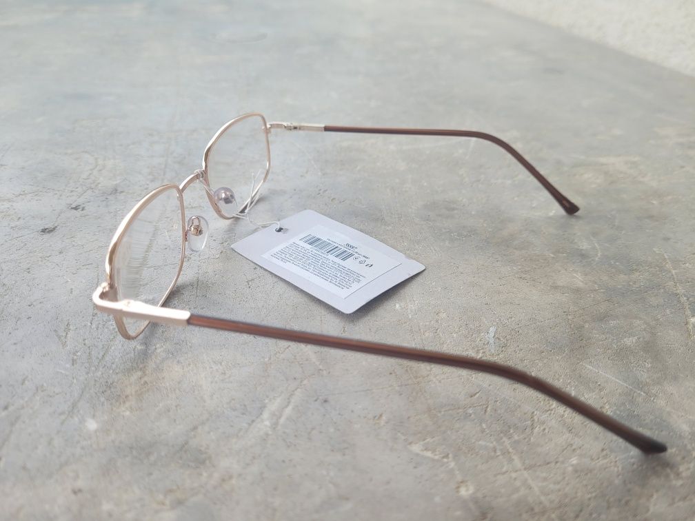 Нові окуляри для зору/читання з діоптріями