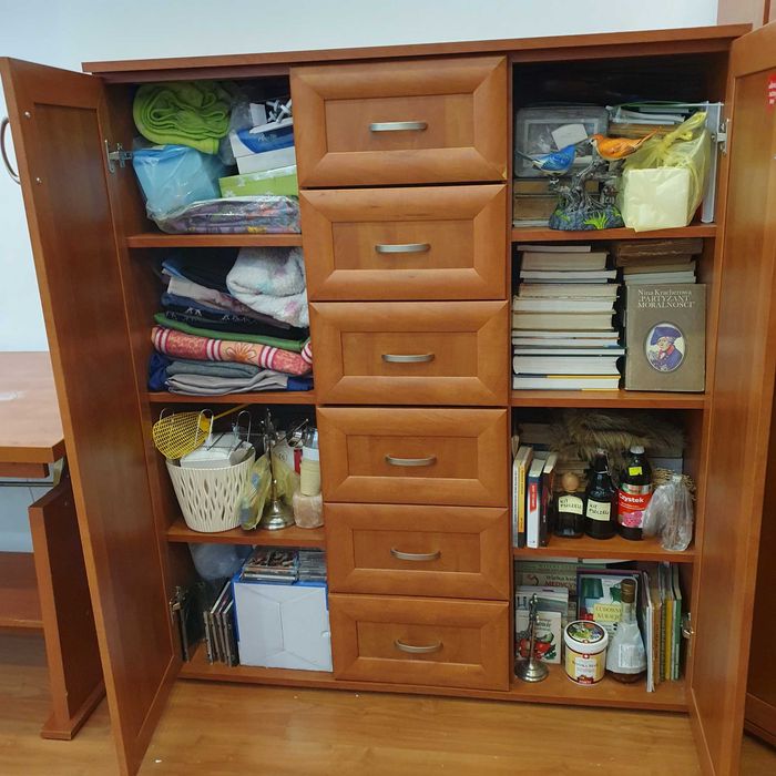 Meble do pokoju porzadne