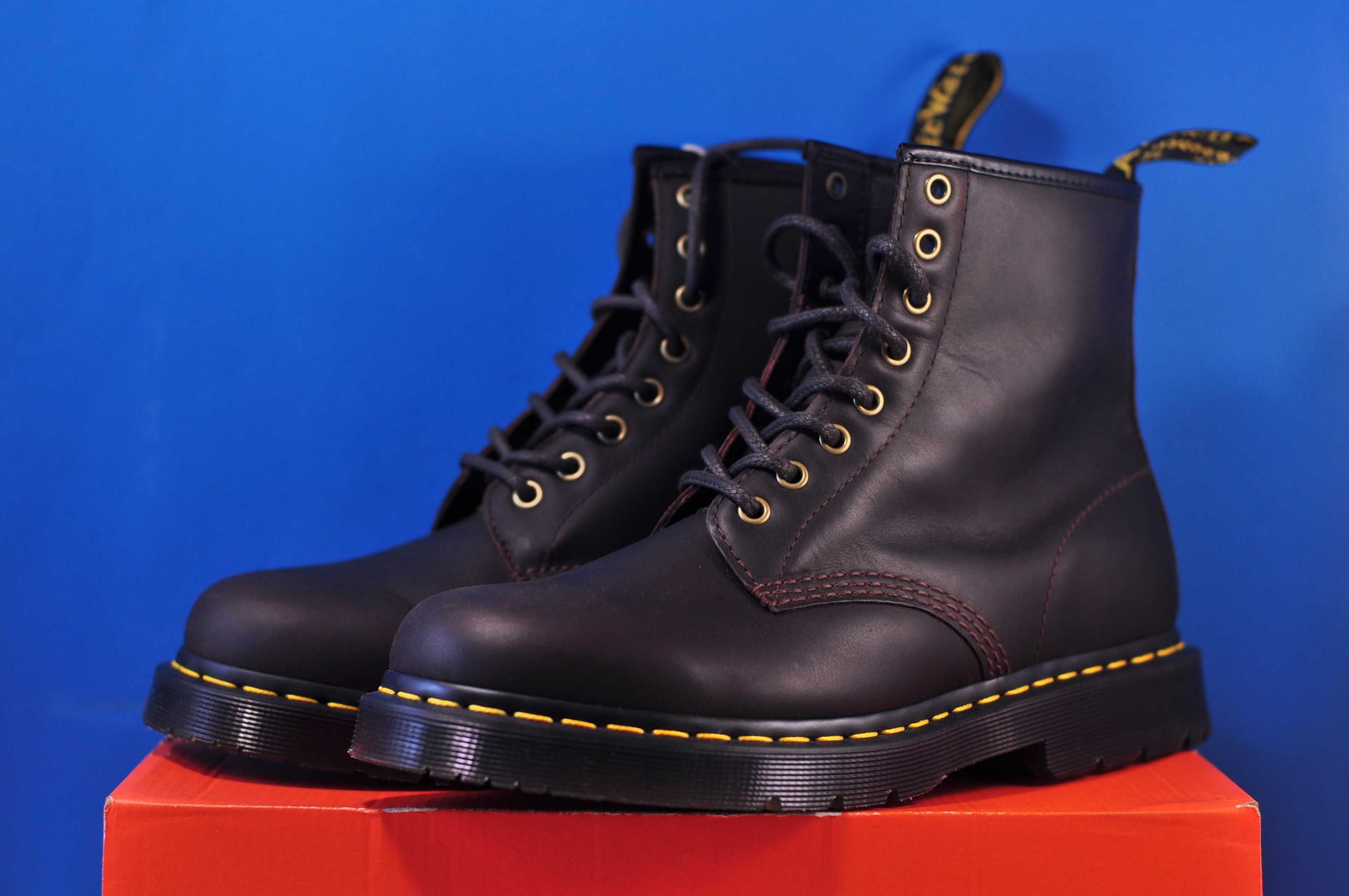 Кроссовки  Dr. Martens 1460 , Lowa Taurus Pro Gtx Lo GORE-TEX