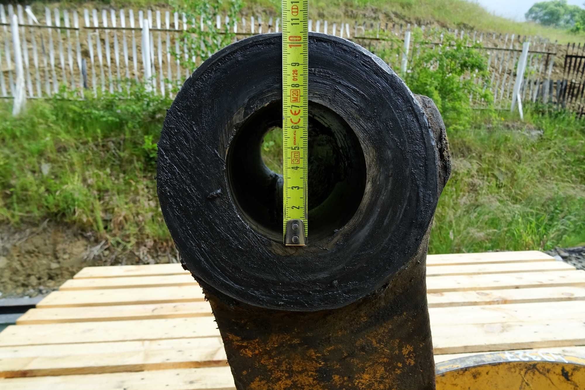 Łącznik łyżki do koparki Liebherr R934HDSLi. Kiwak. Kość
