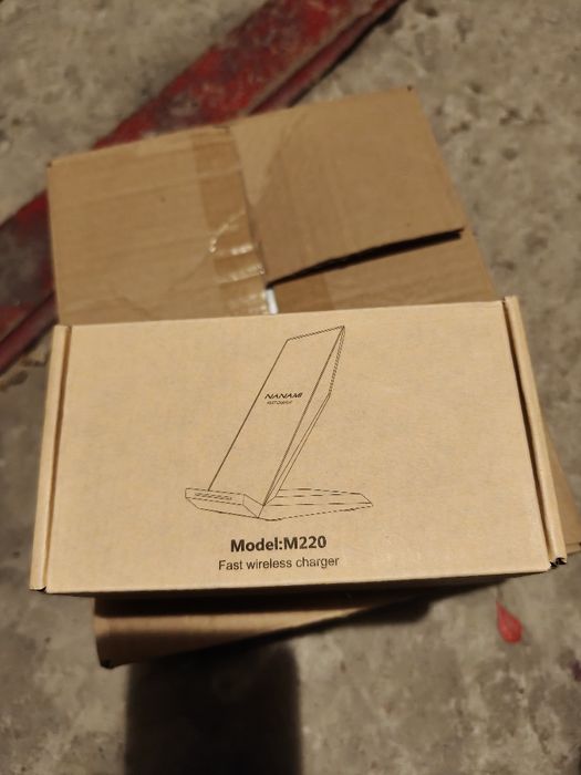 Ładowarka indukcyjna Nanami M220