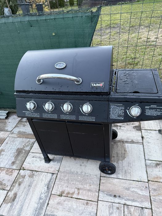 Grill Taino w ladnym stanie