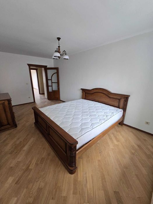 Продаж 2 кім квартири, 70 кв.м., з ремонтом і меблями/Постанова