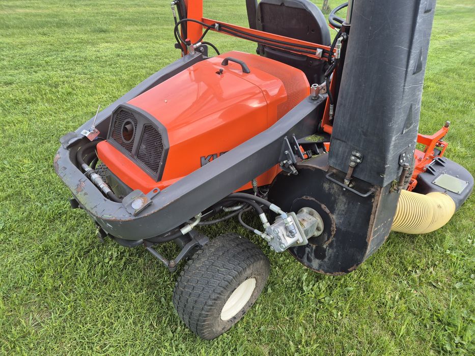 Traktorek Kosiarka KUBOTA F2880 4X4 DIESEL Górny wysyp